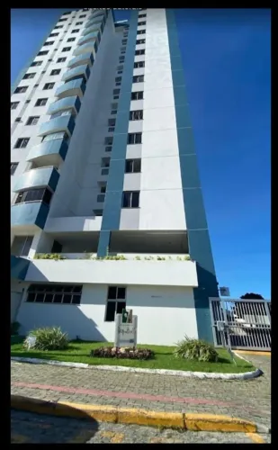 Apartamento no Condomínio Monticello