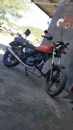 Vendo Suzuki intruder