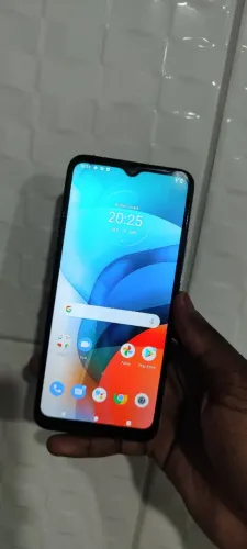 Motorola Moto E7 64GB Conservado 