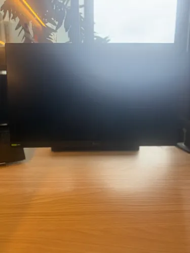 Monitor LG Ultra Gear 180Hz FHD