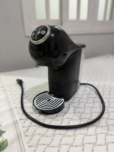 Cafeteira Expresso Arno Nescafé Dolce Gusto