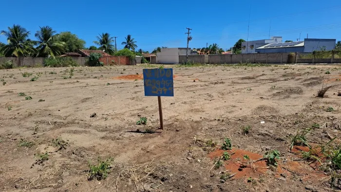 Terreno 400m2 em coruripe. Excelente oportunidade para investir ou construir em coruripe