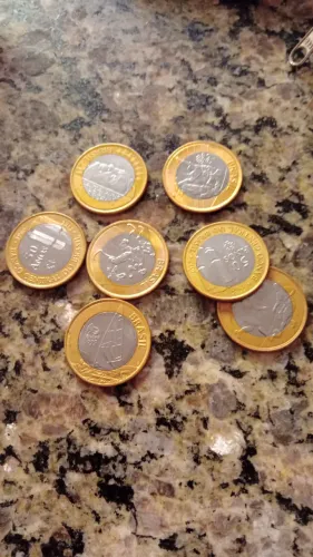 Moedas - 7 UN (Usadas) *Não Uso OLX Pay.