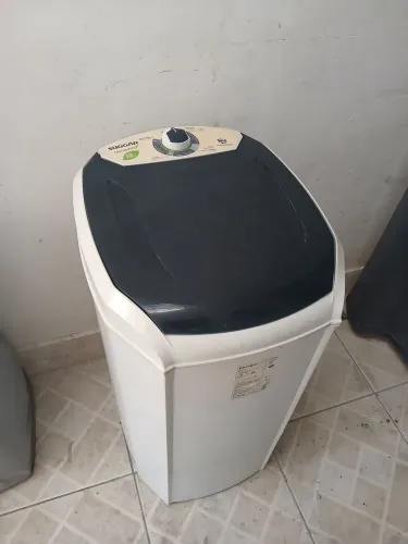 Tanquinho 10 kilos Suggar em perfeito estado