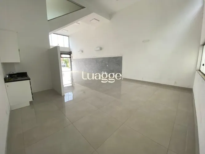 Excelente oportunidade de loja para locação na Hípica!