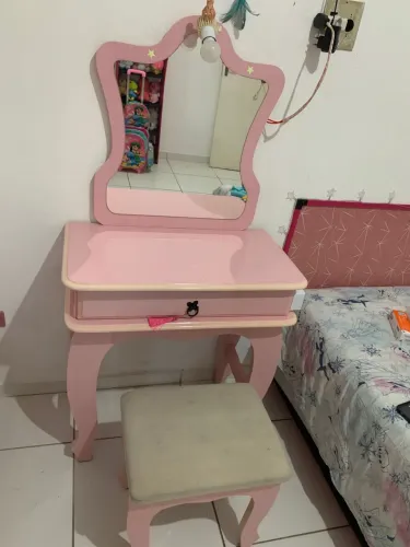 Vendo penteadeira em bom estado!?
