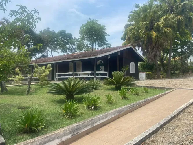 Casa Porteira Fechada no Condomínio Porta do Sol