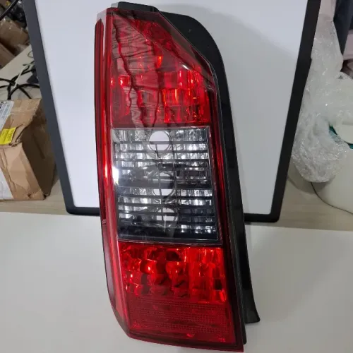 Lanterna Traseira Idea 2005-2010 Grade Preta Novo
