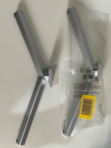 Par de pés/base original da TV Philips modelo 50PUG7625/78