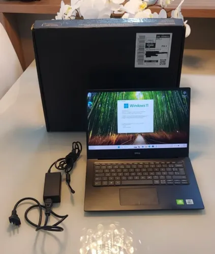 Notebook Dell Vostro 5490 | Win 11 Pro | Core i7 | 16GB RAM | SSD 256GB | GeForce
