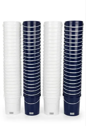 Balde com tampa de 25 litros, $10