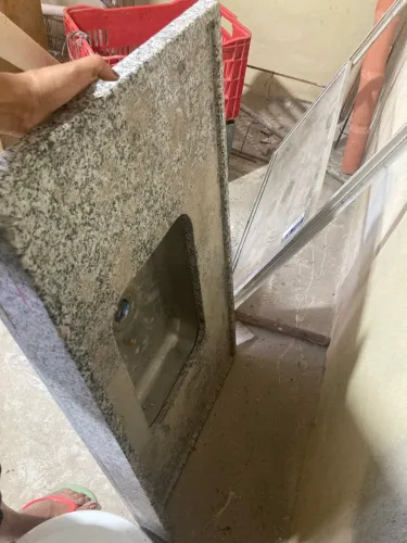 Pia de Cozinha em Granito 1 Metro - Seminova