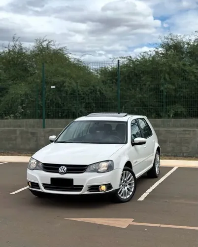 Volkswagen Golf 1.6 MI Total Flex 8V 4P 2014