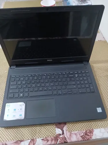 NOTEBOOK DELL Core i7 (11 Gn) 8gb Ram 1TB almacenamento