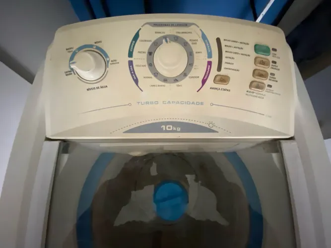 Máquina de lavar 10kg Eletrolux