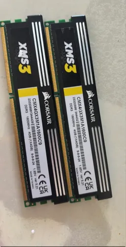 Memória ram CORSAIR ddr3 4gb