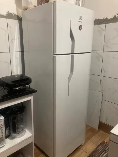 Vende-se Geladeira excelente estado