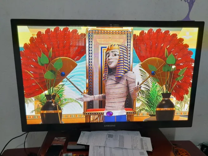Tv Samsung 43 polegadas funcionando perfeitamente