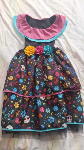 Fantasia infantil Frida Kahlo