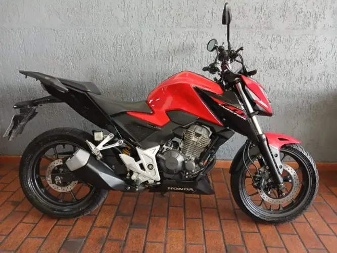 Honda CB 300F Twister 2023
