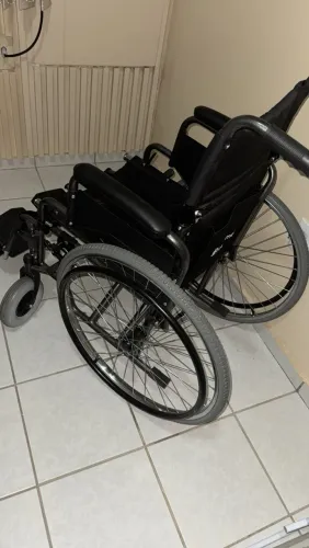 CADEIRA DE RODAS DELLAMED - D400 T46 120KG