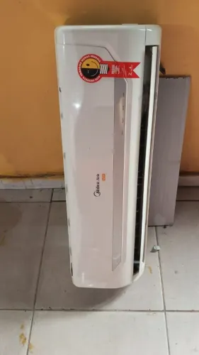 ? Ar-Condicionado 12.000 BTUs - Econômico e Potente!