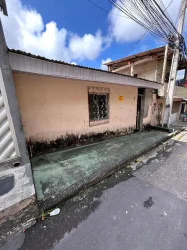 Casa a venda na cachoeirinha, ótima oportunidade de negócio