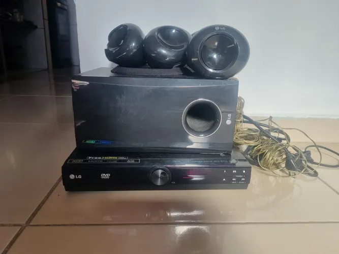Home theater 300wts