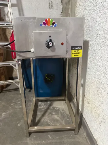 Desenformadora de picolé