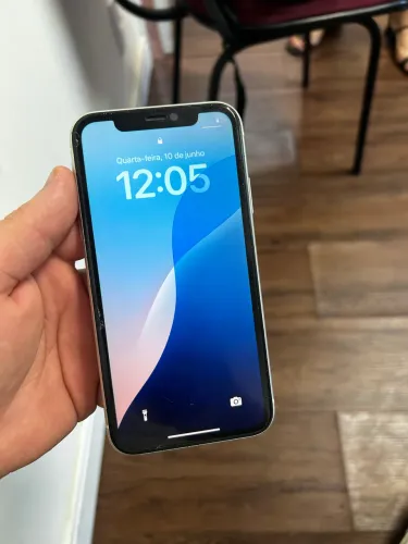 iPhone 11 todo bom