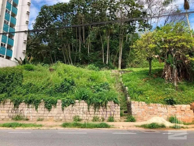 Terreno Residencial à venda, 1955 m² por R$ 2.500.000 - Vila Nova - Blumenau/SC