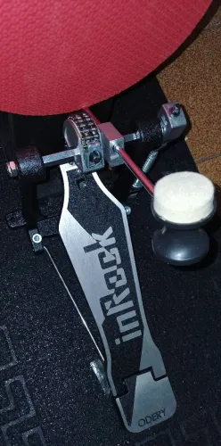 Pedal Odery In Rock muito novo.