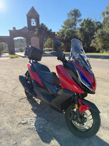 Zontes 350E - Com acessórios