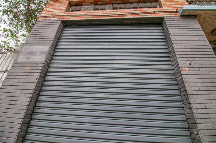 Loja na Rua Liege, 16 36 m²