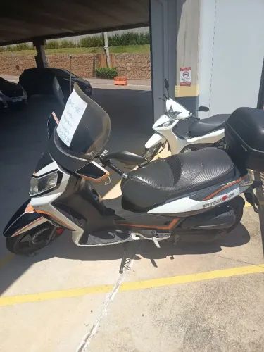 Citycom S 300i Super Conservada, ano 2018 revisada e pronta pra rodar!