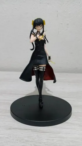 RÉPLICA FIGURE YOR SPY X FAMILY