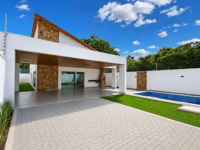 Casa em Rua Publica no Uruguai, Teresina