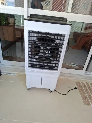 Refrigerador de ar por evaporação