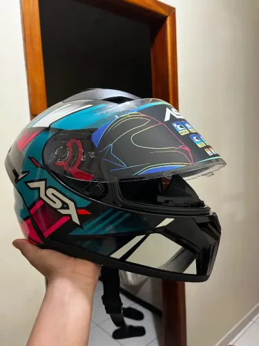 Capacete