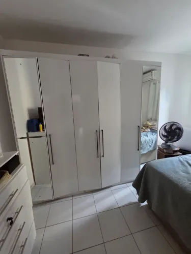 Guarda roupa