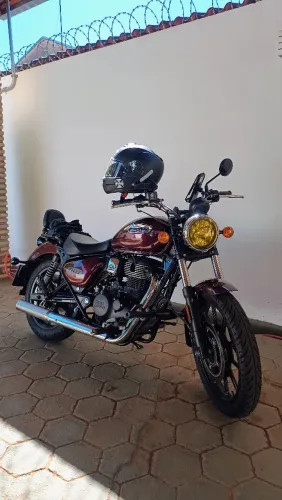Meteor 350 Stellar Red