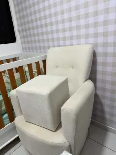 Vende- se poltrona