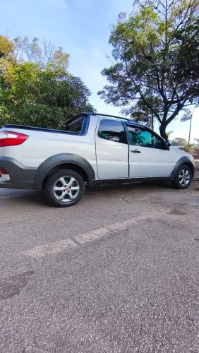 Fiat Strada Trekking 1.6 16V Flex CD 2016