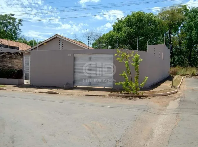 Casa a Venda 2 Quartos Com Piscina No Bairro Pascoal Ramos