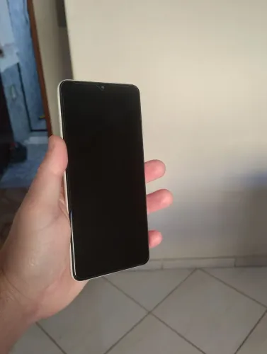 Vende-se Celular Samsung Galaxy A12 ( 64 Giga Memória )