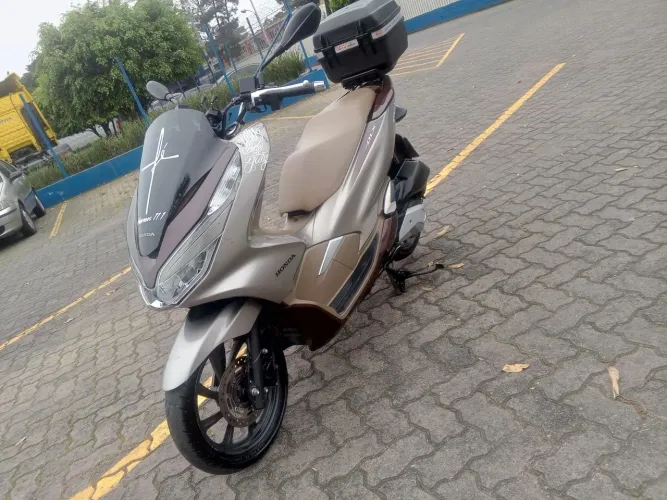 Vendo Honda PCX 150 DLX