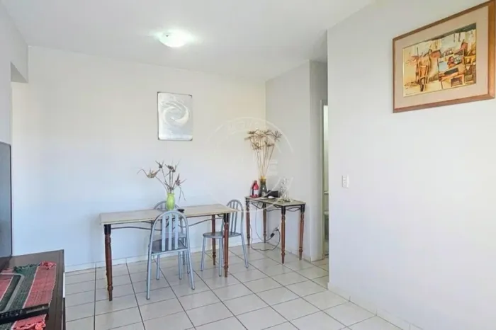 Apartamento semi mobiliado prox. ao Shopping Vila Velha, ES