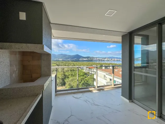 Apartamento novo com 3 suítes, sacada e vista para o mar - Cacupé, Florianópolis/SC