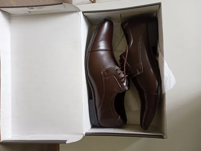 Vendo par de Sapatos WALKABOUT