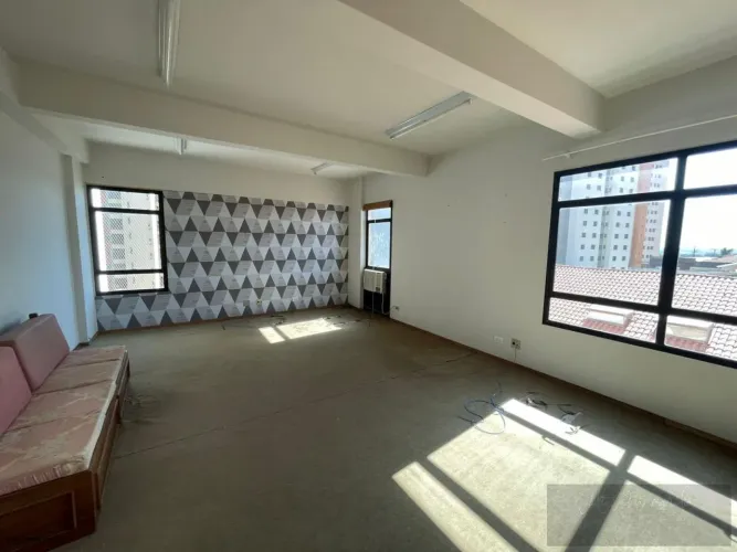 Sala Comercial para Venda em Marília, 1 banheiro, 1 vaga